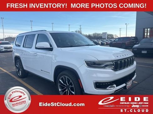 Used 2022 Jeep Wagoneer Series III w/ Premium Group I image 1