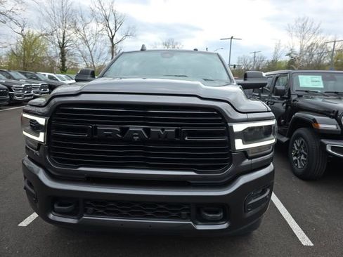 Used 2022 RAM 2500 Laramie w/ Night Edition image 2