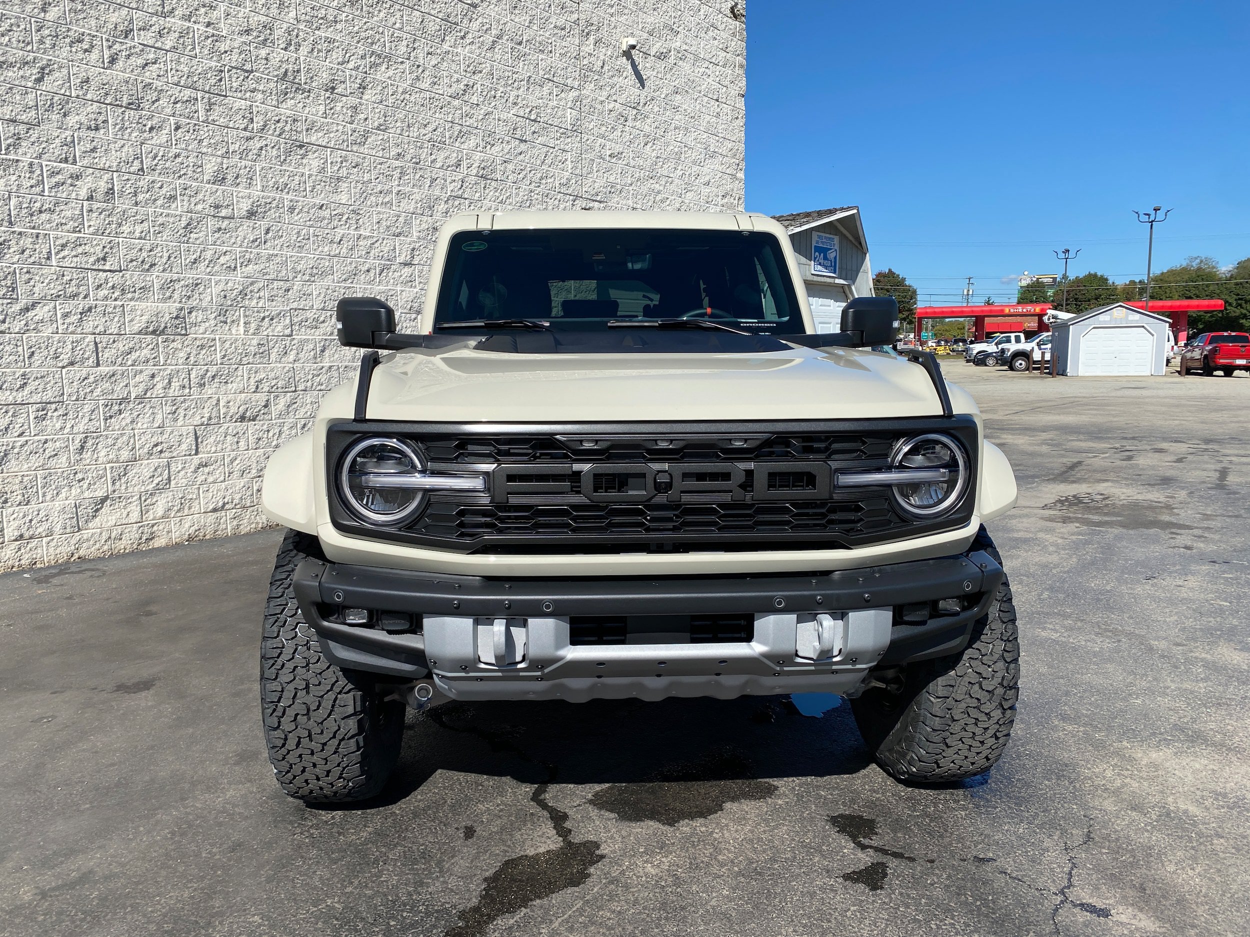 New 2026 Ford Bronco Raptor AWD/4WD image 14
