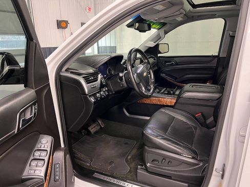Used 2018 Chevrolet Tahoe Premier AWD/4WD image 7