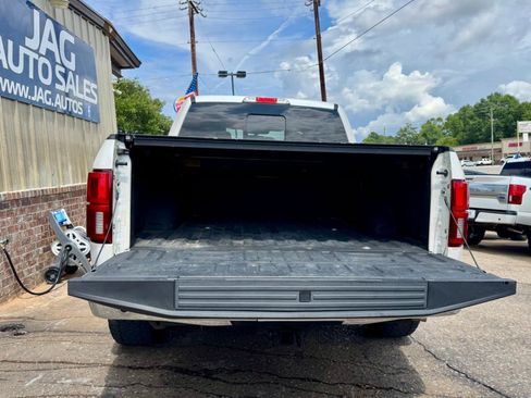 Used 2018 Ford F150 King Ranch w/ Equipment Group 601A Luxury AWD/4WD image 11