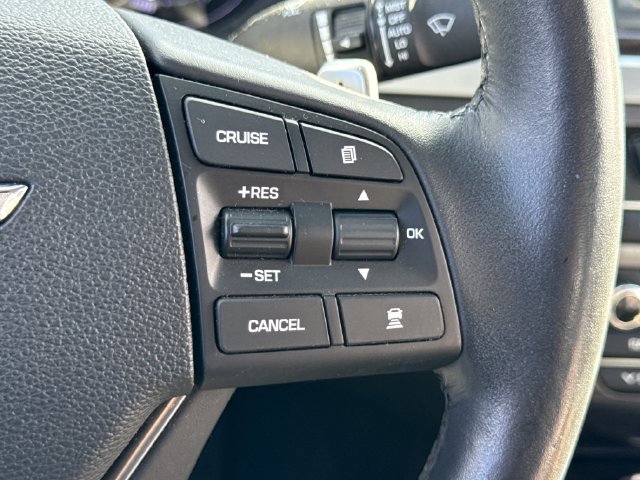 Used 2017 Genesis G80 3.8 AWD/4WD image 34