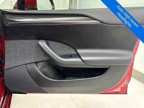 Used 2021 Tesla Model S Plaid image 8