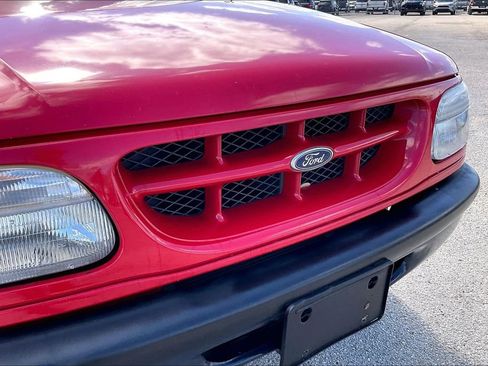 Used 1998 Ford Explorer Sport image 30