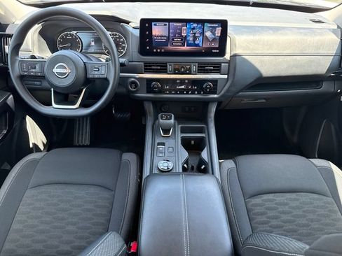 Used 2026 Nissan Pathfinder S AWD/4WD image 24