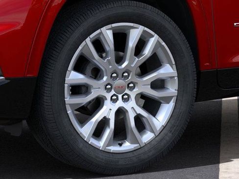 New 2025 GMC Acadia Denali w/ Super Cruise Package AWD/4WD image 9