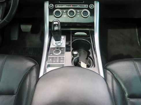 Used 2016 Land Rover Range Rover Sport HSE image 26