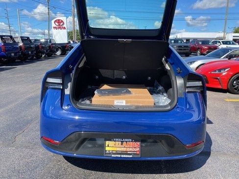 New 2025 Toyota Prius Plug-In Hybrid image 72