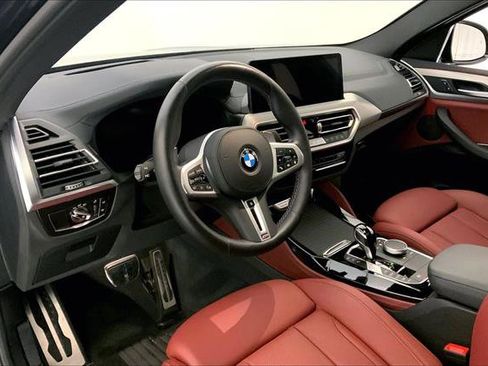 Certified 2024 BMW X4 M40i image 21