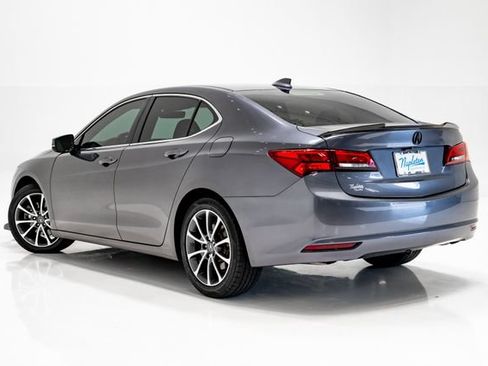 Used 2017 Acura TLX V6 w/ Technology Package FWD image 31