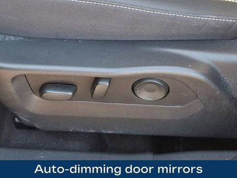 Used 2025 Buick Envision Preferred AWD/4WD image 18