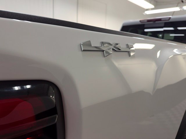 Used 2025 GMC Sierra 2500 SLT w/ SLT Premium Package AWD/4WD image 36