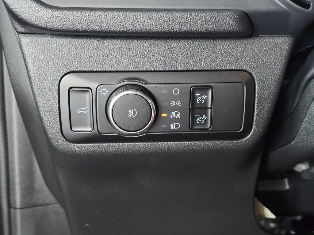 Used 2025 Ford Escape ST-Line Select AWD/4WD image 23