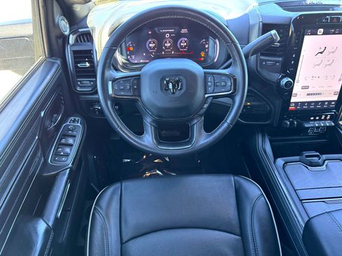 Used 2024 RAM 2500 Limited AWD/4WD image 22