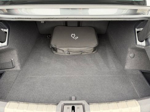 Used 2023 Audi RS e-tron GT w/ Carbon Performance Package image 18