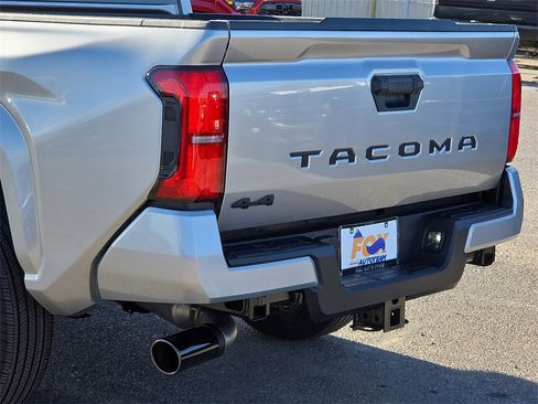 New 2026 Toyota Tacoma SR5 image 12