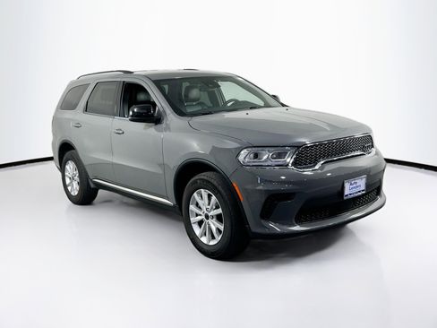 Used 2023 Dodge Durango SXT Launch Edition AWD/4WD image 3