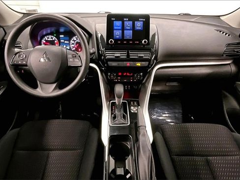 Used 2023 Mitsubishi Eclipse Cross SE image 15