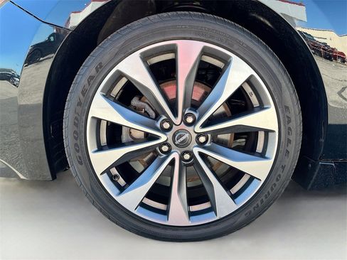 Used 2023 Nissan Maxima Platinum w/ Sport Mat Group image 32