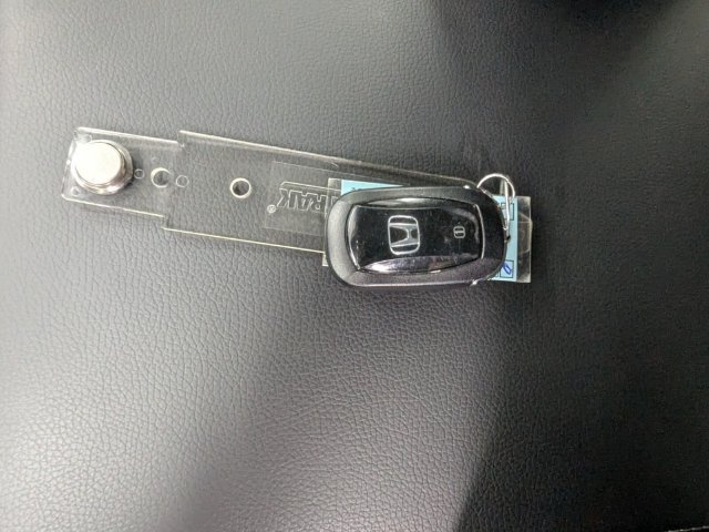 Used 2025 Honda Pilot EX-L image 33