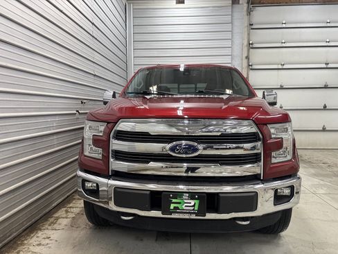 Used 2015 Ford F150 Lariat w/ Equipment Group 502A Luxury image 2