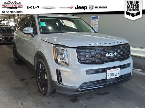 Used 2022 Kia Telluride EX w/ EX Premium Package AWD/4WD image 19