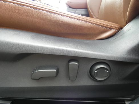 Used 2021 Subaru Outback Touring XT image 55