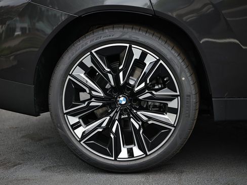 Used 2025 BMW X3 xDrive30i w/ Premium Package image 6