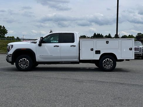 New 2026 GMC Sierra 3500 Pro w/ Convenience Package AWD/4WD image 6