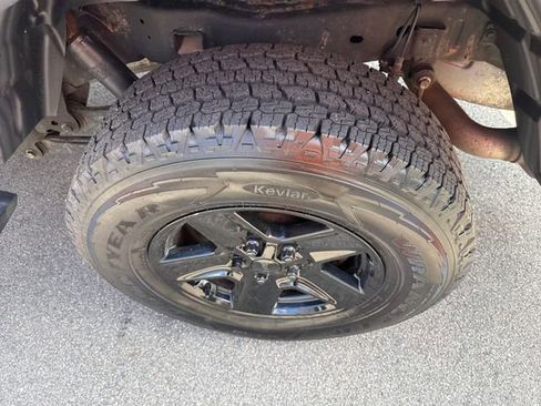 Used 2020 Jeep Gladiator Sport w/ Quick Order Package 24S AWD/4WD image 14