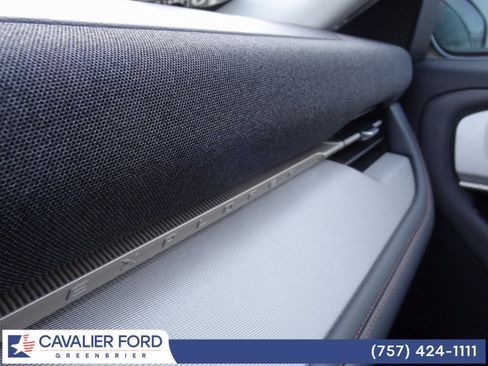 Used 2025 Ford Explorer Active image 44