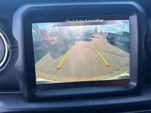 Used 2022 Jeep Wrangler Unlimited Rubicon 4xe w/ Cold Weather Group image 8