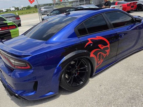 Used 2020 Dodge Charger SRT Hellcat w/ Harman/Kardon Audio Group image 6