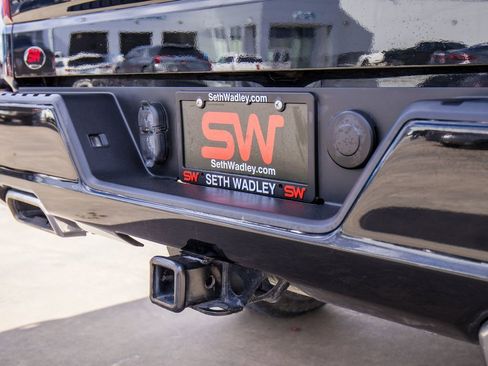 Used 2021 Chevrolet Silverado 1500 Custom Trail Boss w/ LPO, Dark Essentials Package image 11