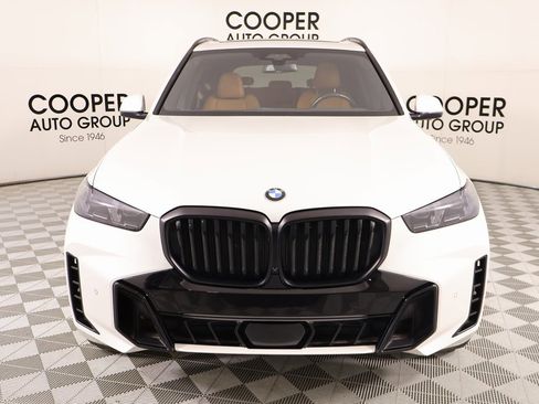 Used 2024 BMW X5 xDrive40i w/ M Sport Package image 10