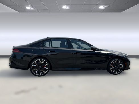 New 2027 BMW 540i xDrive w/ Executive Package AWD/4WD image 7