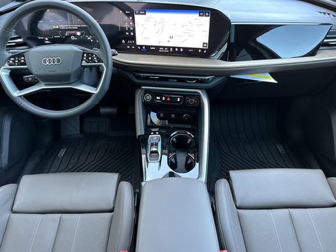 New 2025 Audi Q5 Premium Plus image 12