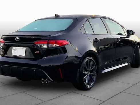 Used 2025 Toyota Corolla SE FWD image 12