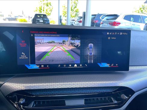 Certified 2025 BMW i4 eDrive40 RWD image 23