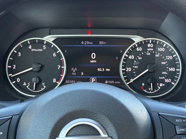 Used 2024 Nissan Sentra SV FWD image 19