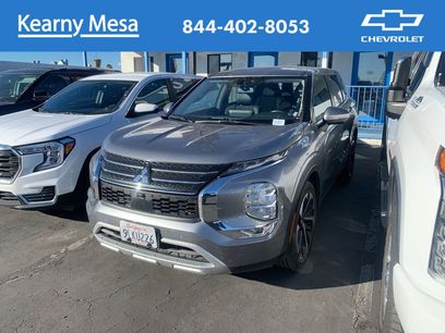 Used 2024 Mitsubishi Outlander SE