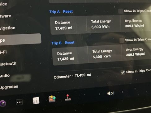 Used 2024 Tesla Model Y Long Range image 19