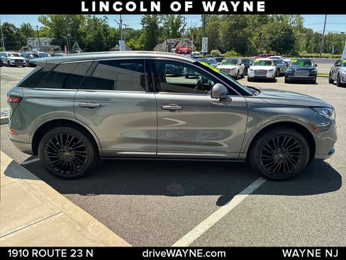 Certified 2022 Lincoln Corsair Reserve w/ Equipment Group 201A AWD/4WD image 9