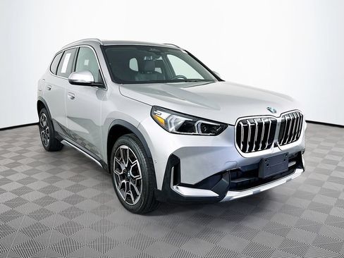 Used 2025 BMW X1 xDrive28i AWD/4WD image 2