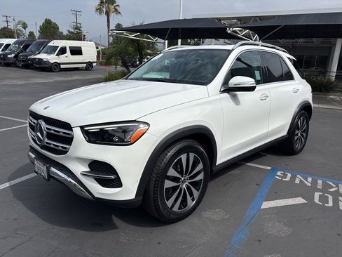 Certified 2024 Mercedes-Benz GLE 350 4MATIC image 4