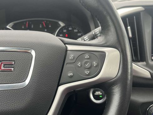 Used 2022 GMC Terrain SLT w/ Infotainment Package II AWD/4WD image 43