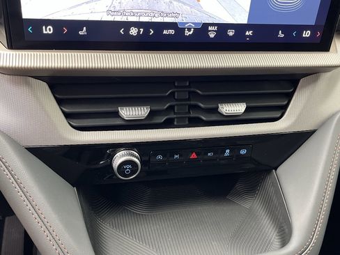 New 2026 Ford Explorer Active AWD/4WD image 23