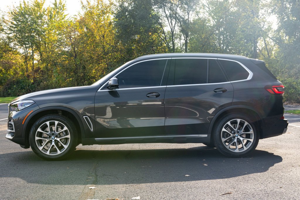 Used 2021 BMW X5 sDrive40i w/ Premium Package 2 RWD image 3