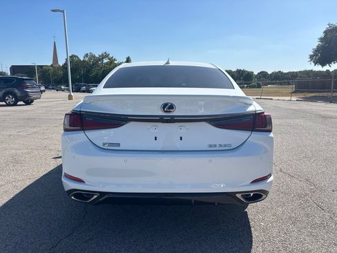 Used 2021 Lexus ES 350 F Sport w/ Accessory Package 2 FWD image 5