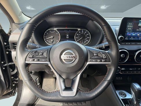 Used 2023 Nissan Sentra SR w/ Midnight Edition Package FWD image 17
